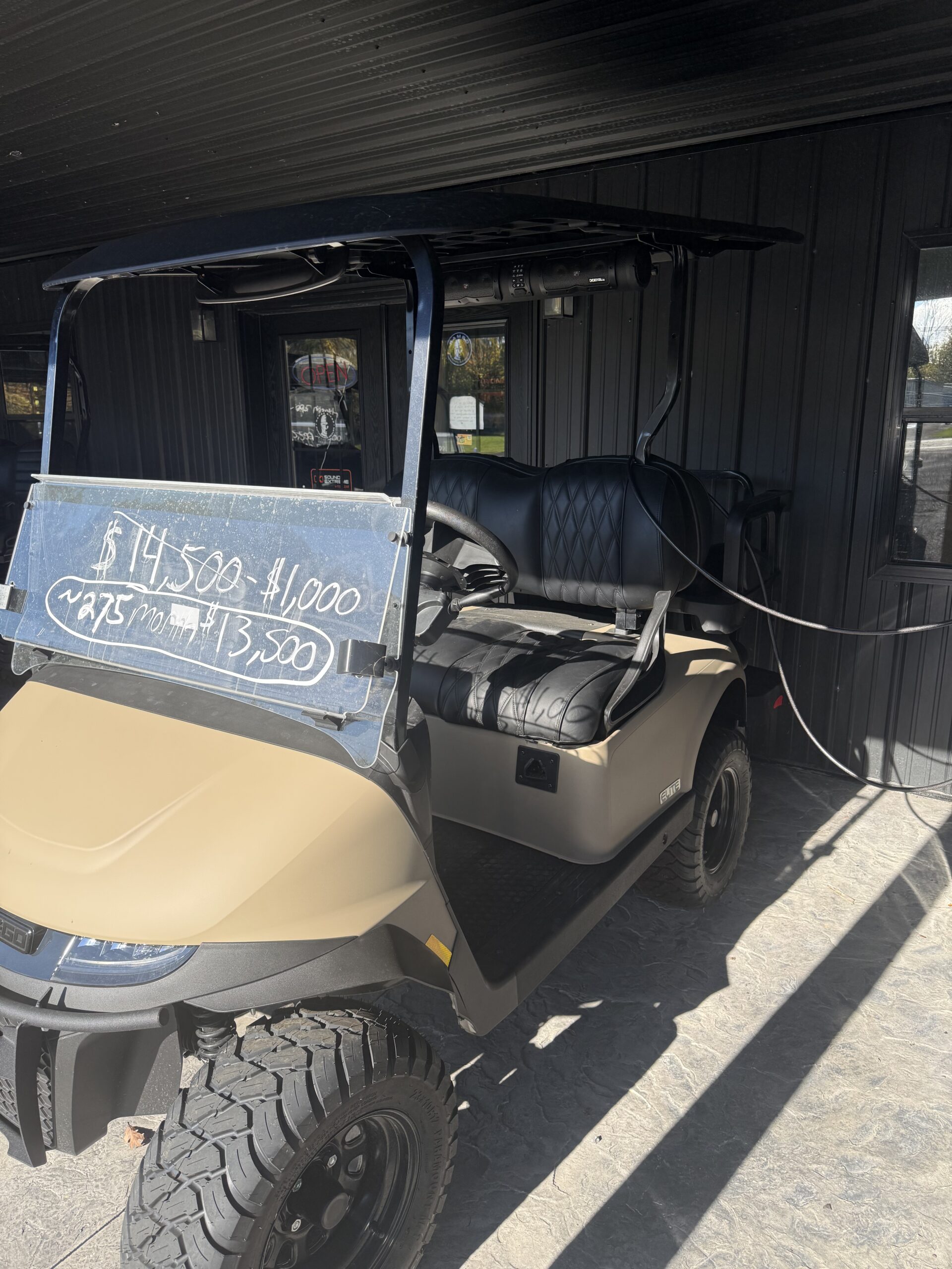 
								New 2026 E-Z-GO RXV 4-Passenger Golf Cart For Sale full									